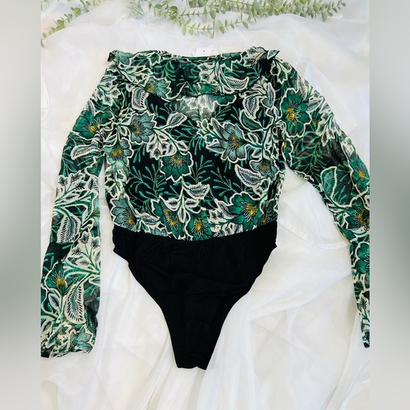 Band Of The Free THE BONNIE EMERALD FLORAL LONG SLEEVE BODYSUIT Size Small - Picture 9 of 10